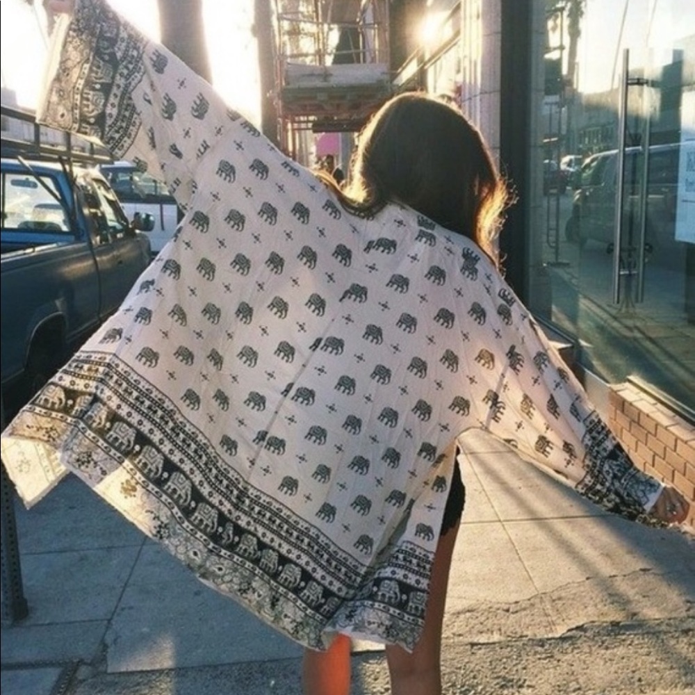 LF elephant kimono
